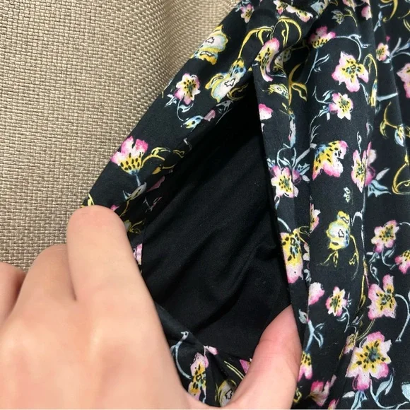 Who What Wear Black Floral Maxi Skirt - Picture 2 of 4